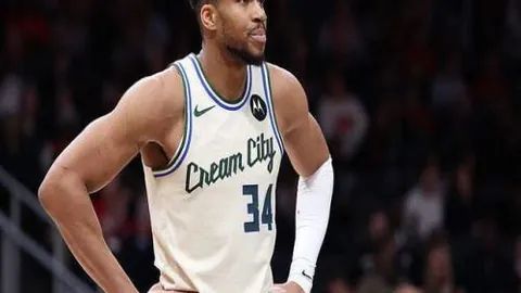 直击葡超巅峰对决：吉马良斯VS波尔图，19胜15负的背后，谁能笑到最后？